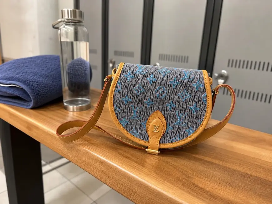 2019 Monogram LV Pop Tambourin-Blue M55459 photo review